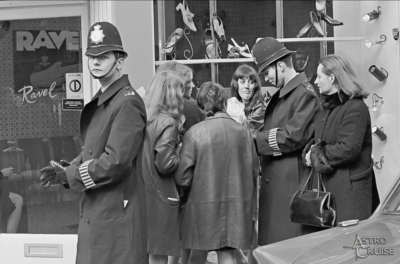 45 Carnaby Street 1966 - Ravel 1966.jpg. Click on the picture to enlarge